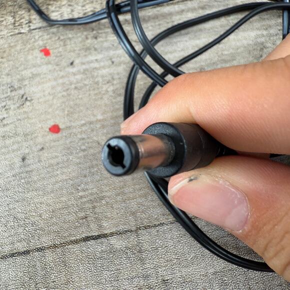 Intertek Switching Power Adapter Cord Model OBL-0900700U 100-240V 50/60Hz - Picture 11 of 11